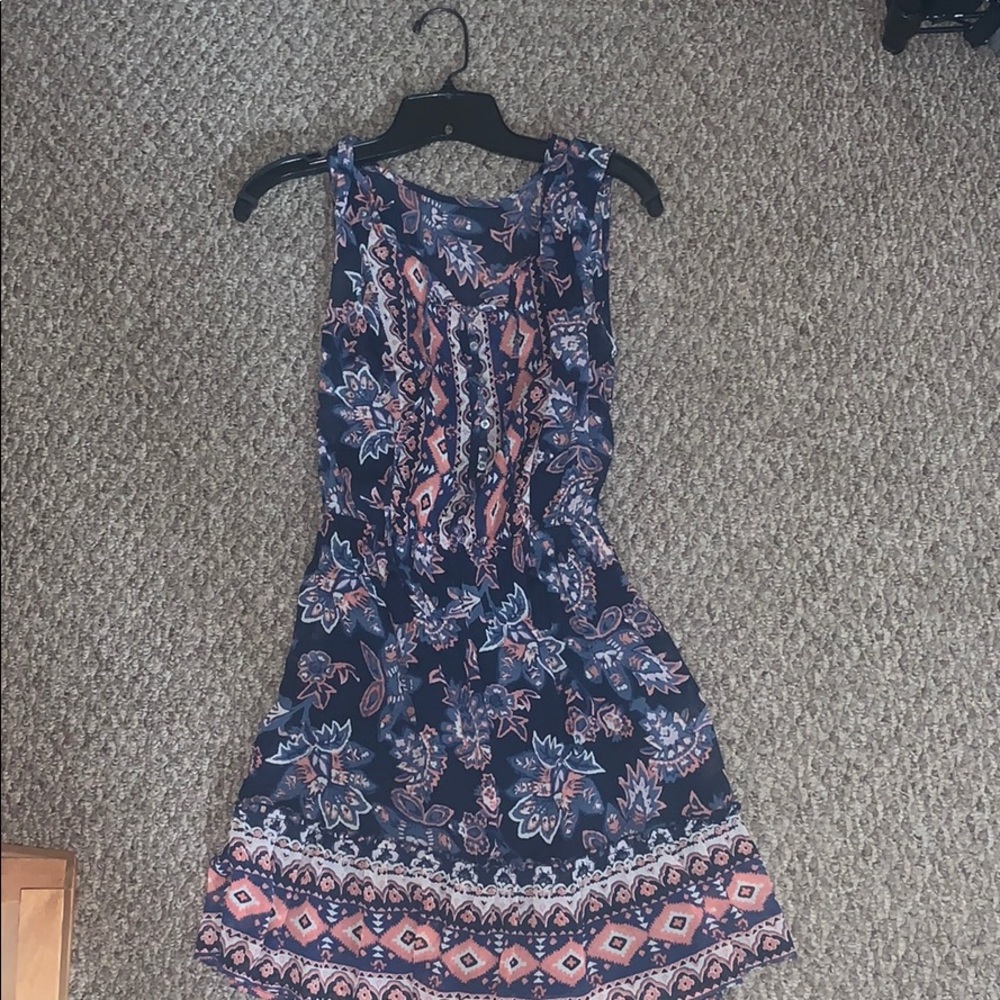 Size small short sleeved dress